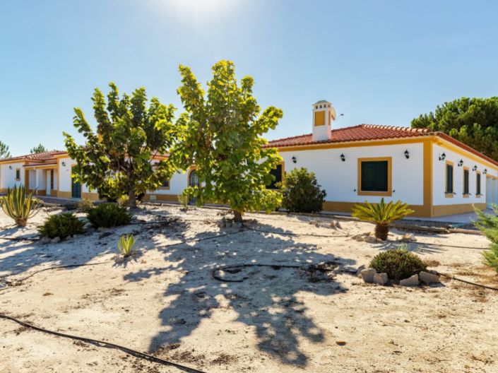 Image No.5-5 Bed House for sale