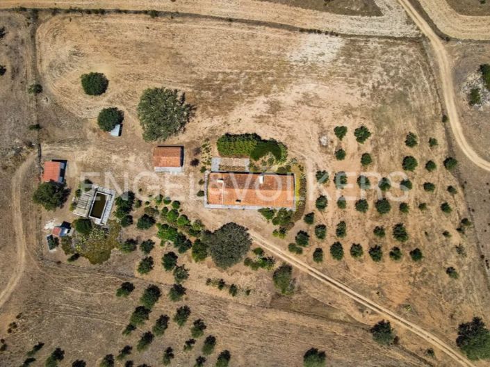 Image No.5-4 Bed Farmhouse for sale