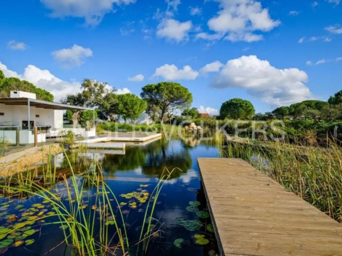 Image No.2-5 Bed House for sale