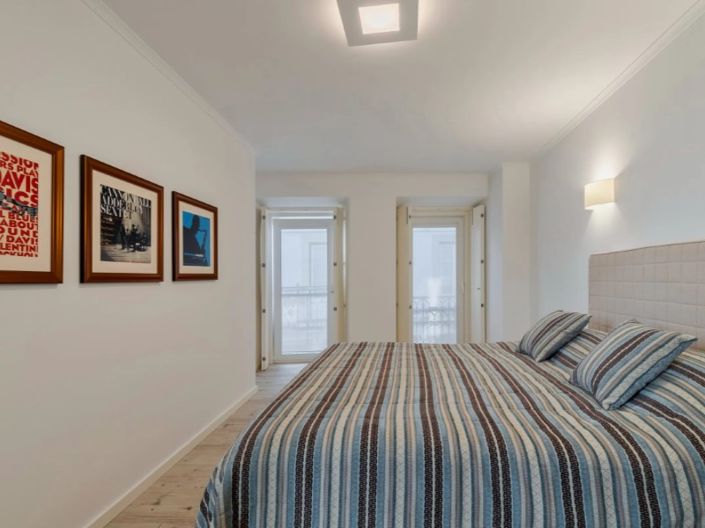 Image No.24-3 Bed House for sale