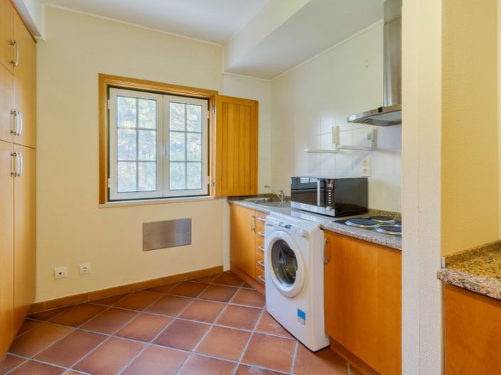 Image No.18-2 Bed House for sale
