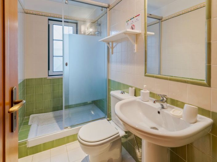 Image No.20-2 Bed House for sale