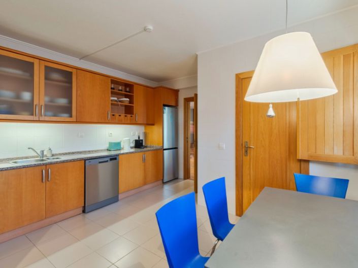 Image No.9-2 Bed House for sale