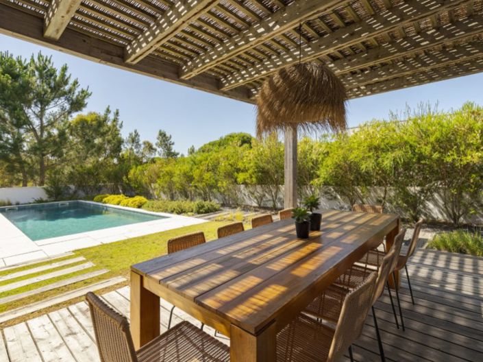 Image No.19-5 Bed House for sale