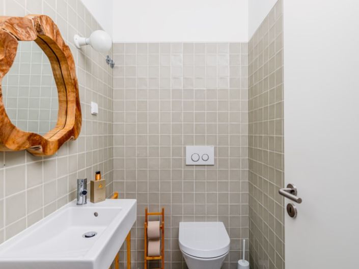 Image No.26-5 Bed House for sale