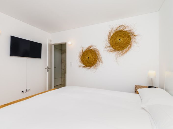 Image No.27-5 Bed House for sale