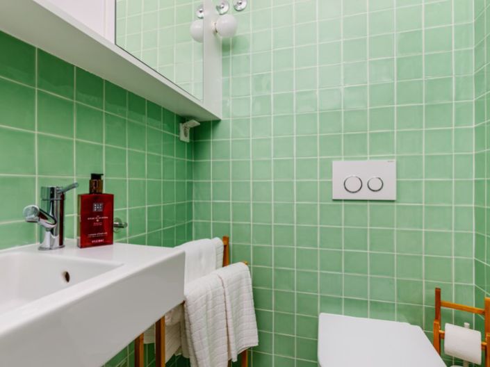 Image No.45-5 Bed House for sale
