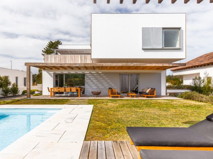 Image No.58-5 Bed House for sale