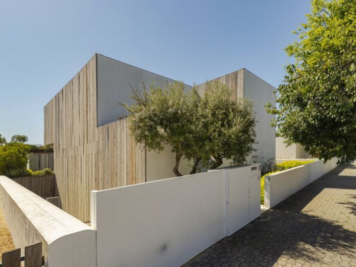 Image No.7-5 Bed House for sale