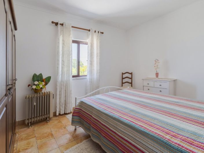 Image No.14-7 Bed House for sale