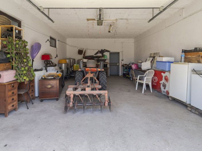 Image No.21-7 Bed House for sale