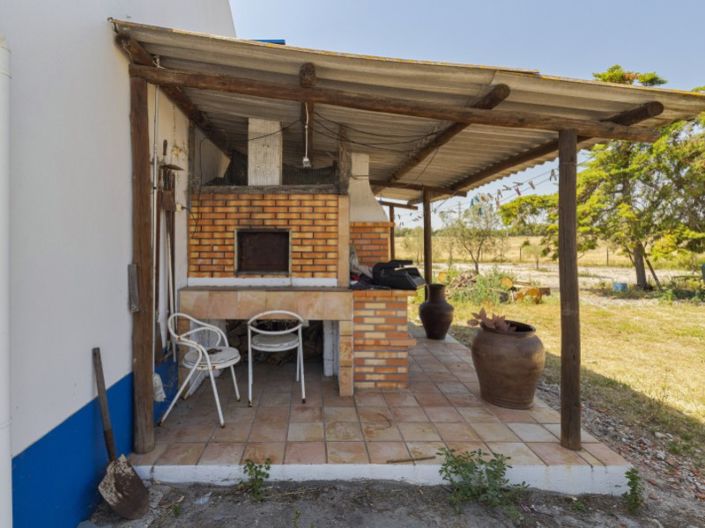 Image No.23-7 Bed House for sale