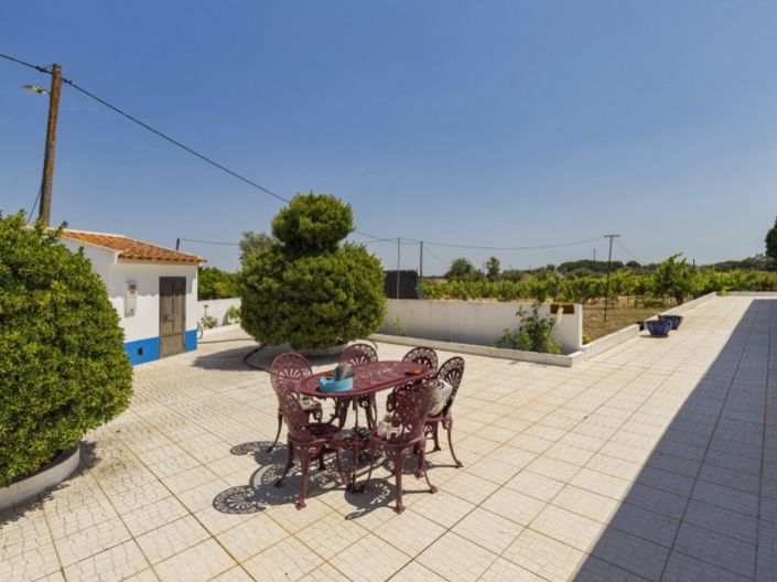 Image No.5-7 Bed House for sale
