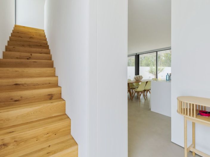 Image No.18-3 Bed House for sale