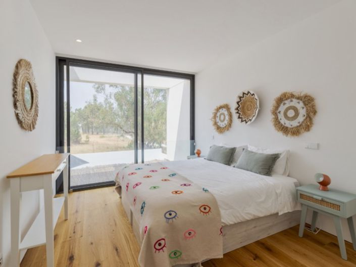 Image No.29-3 Bed House for sale