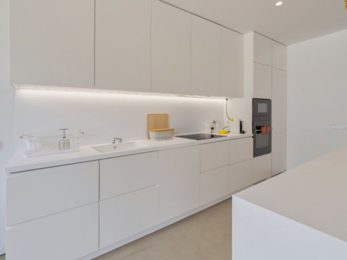 Image No.7-3 Bed House for sale