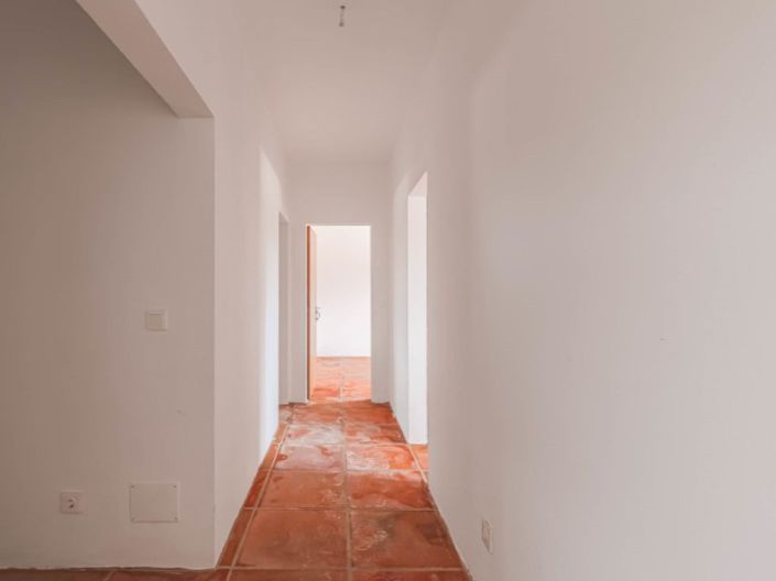 Image No.16-7 Bed House for sale