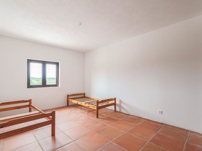Image No.6-7 Bed House for sale