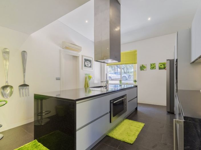 Image No.15-7 Bed House for sale
