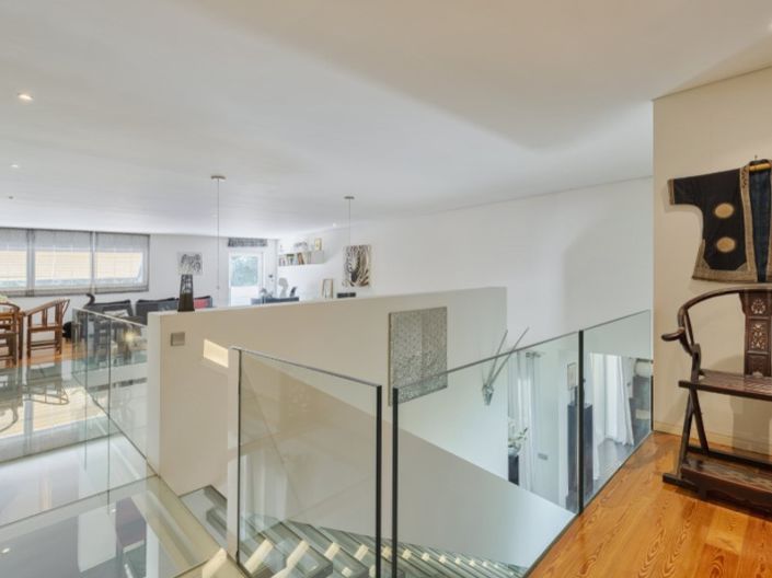 Image No.26-7 Bed House for sale