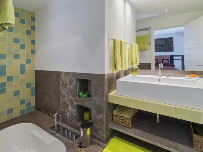 Image No.41-7 Bed House for sale