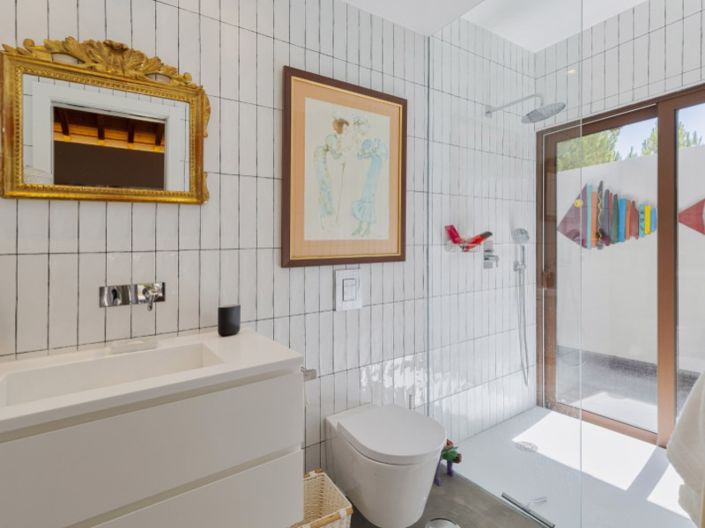 Image No.17-3 Bed House for sale
