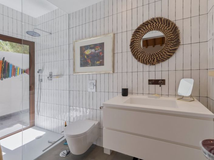 Image No.20-3 Bed House for sale