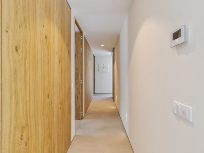 Image No.20-3 Bed House for sale