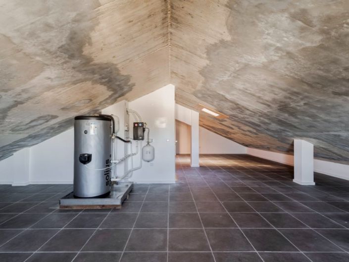 Image No.21-4 Bed House for sale
