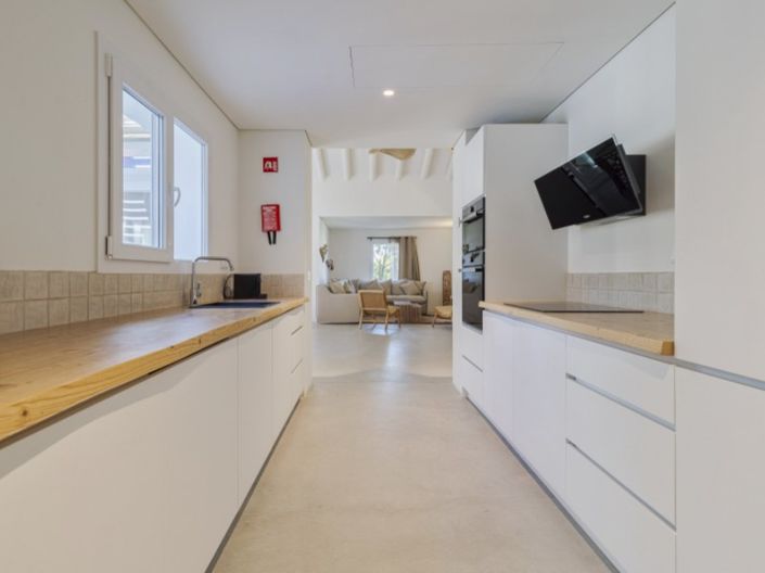Image No.11-4 Bed House for sale