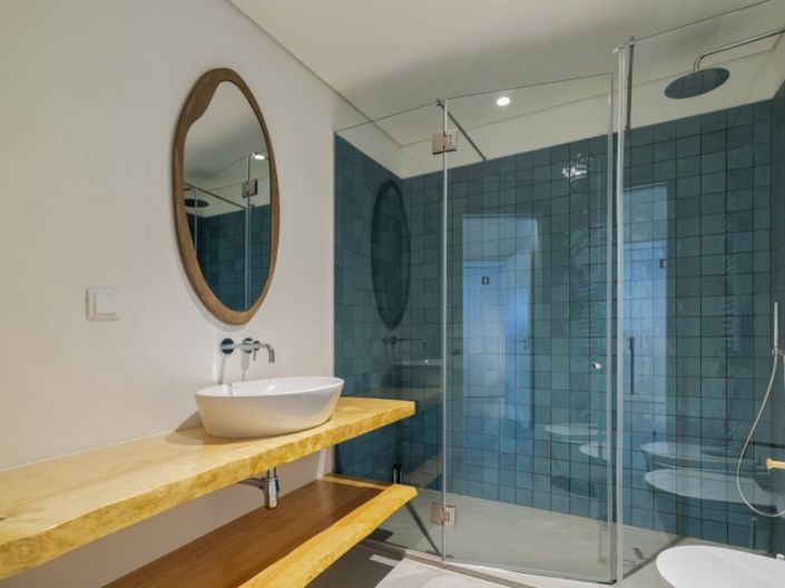Image No.17-4 Bed House for sale