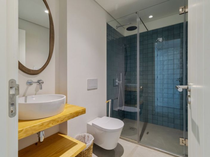 Image No.19-4 Bed House for sale