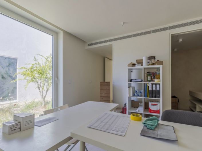 Image No.16-4 Bed House for sale