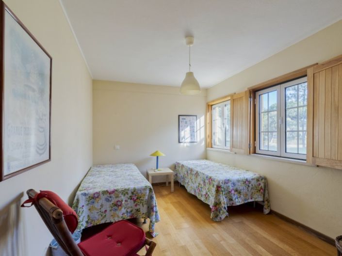Image No.16-4 Bed House for sale