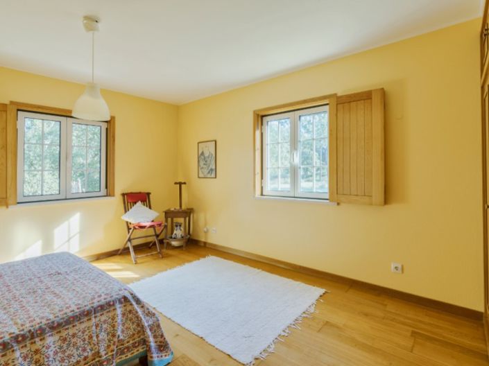Image No.22-4 Bed House for sale