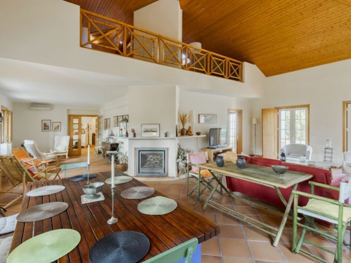 Image No.8-4 Bed House for sale