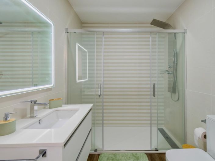 Image No.19-4 Bed House for sale