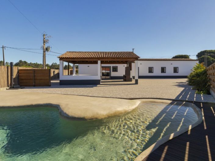 Image No.7-4 Bed House for sale