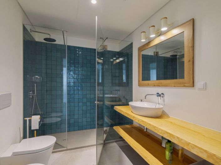 Image No.12-4 Bed House for sale
