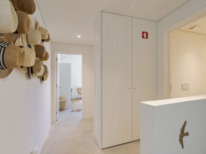 Image No.16-4 Bed House for sale