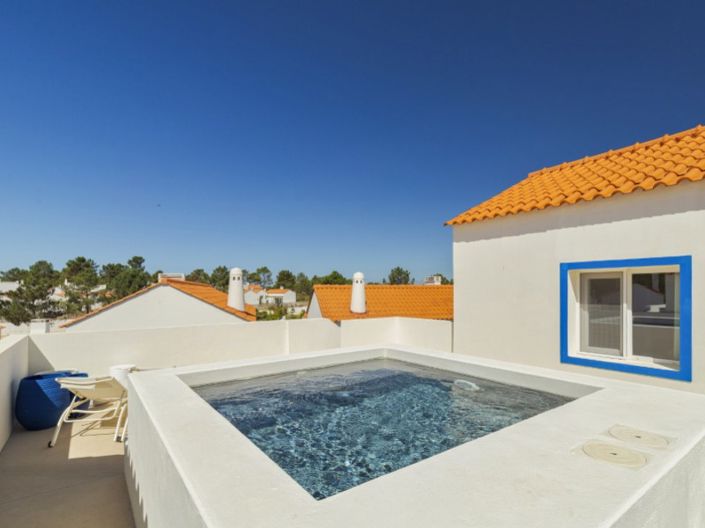 Image No.25-4 Bed House for sale