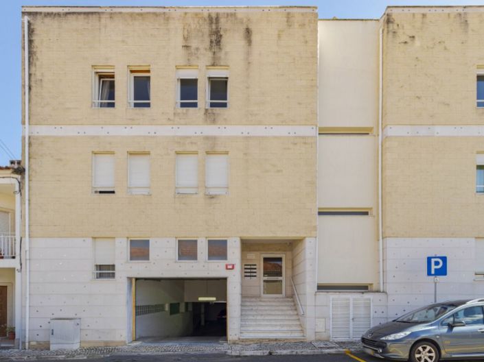 Image No.26-5 Bed Apartment for sale
