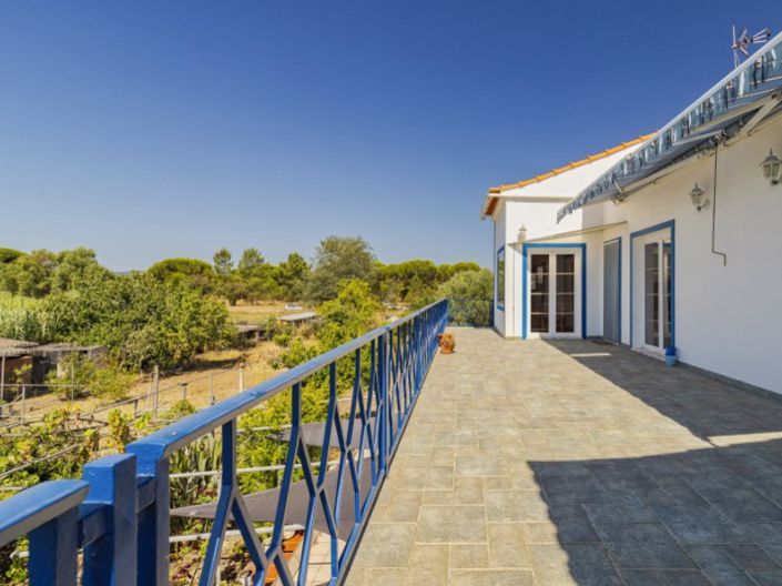 Image No.19-7 Bed House for sale