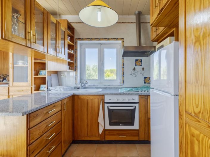 Image No.20-7 Bed House for sale