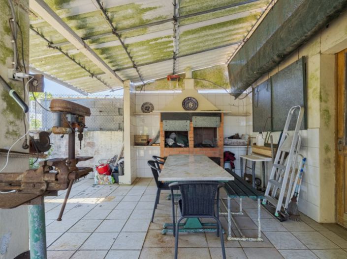 Image No.38-7 Bed House for sale