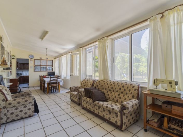 Image No.9-7 Bed House for sale