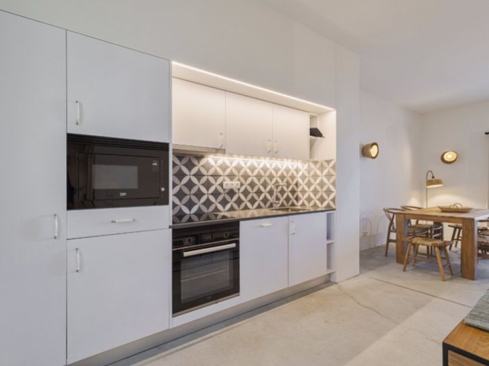 Image No.10-2 Bed Apartment for sale