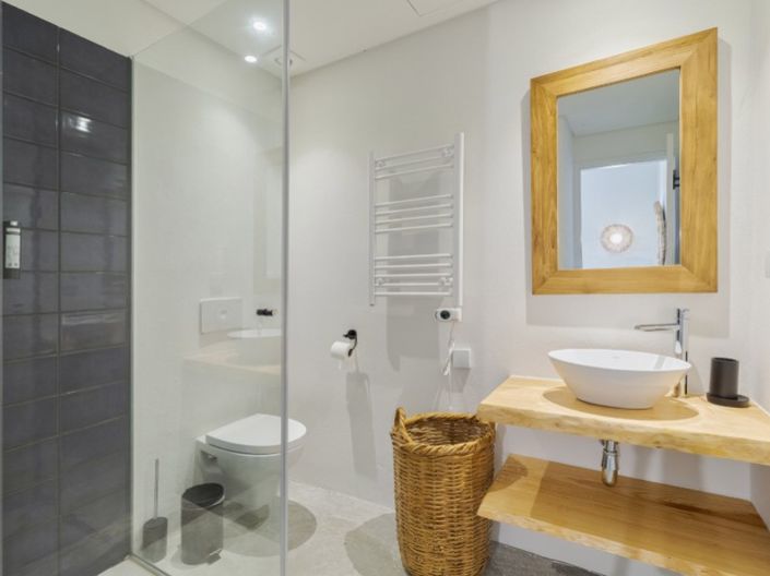 Image No.17-2 Bed Apartment for sale