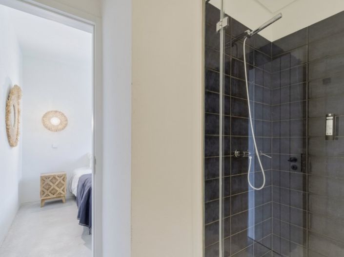 Image No.18-2 Bed Apartment for sale