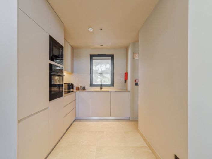 Image No.17-2 Bed House for sale